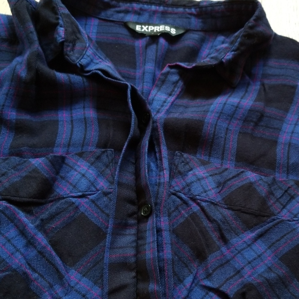 Express plaid button down - Picture 5 of 8